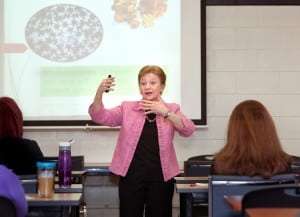 Motivational public speaker presenting to a local community group in Chicago, IL.